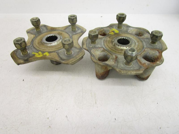 02 Suzuki Vinson LTA 500F Auto Rear Wheel Hub 64110-38F30 2002-2007