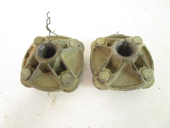 96 Polaris Xpress Xplorer Sportsman 300 400 Rear Wheel Hubs 2200341 1994-2002