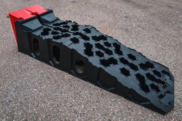 Caliber 20K Maintenance Ramps w Wheel Chock 13595