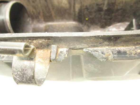 00 Polaris Sportsman 500 Air Box Cleaner *BROKEN* 5432774 1998-2001