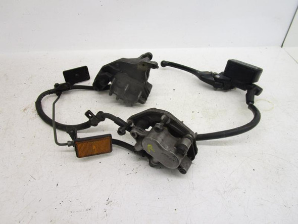 93 Honda ST 1100 Front Brake Caliper Master 45100-MT3-016 1991-1994