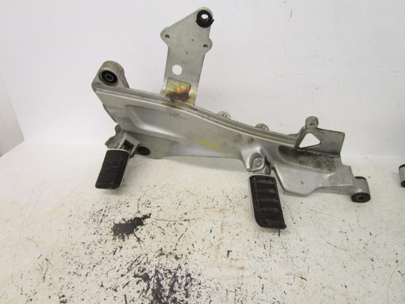 93 Honda ST 1100 Left Peg Mount 50700-MT3-000 1991-1995