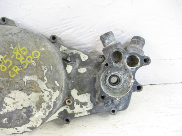 85 86 Honda CR 500 Clutch Cover Water Pump Housing 11340-KA5-690 1985-1986