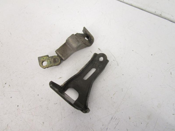 03 Honda CBR 954 RR Seat Latch 77220-MCJ-752 2002-2003