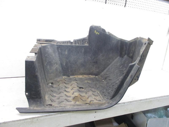 16 Yamaha Wolverine 700 R-Spec EPS SE Right Footwell Floor 2MB-F7421 2016-2018