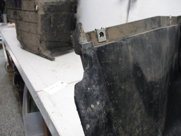 16 Yamaha Wolverine 700 R-Spec EPS SE Left Footwell Floor 2MB-F7411-01 2016-2018