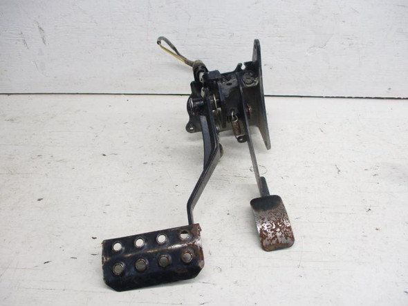 16 Yamaha Wolverine 700 R-Spec EPS SE Brake Gas Pedal