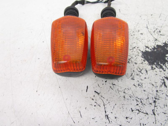 92 Yamaha XJ 600 Seca 2 II Front Turn Signal 1LJ-83310-20-00 1992-1998