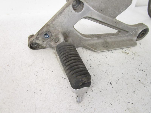 92 Yamaha XJ 600 Seca 2 II Left Peg 4BR-27442-01-00 1992-1995