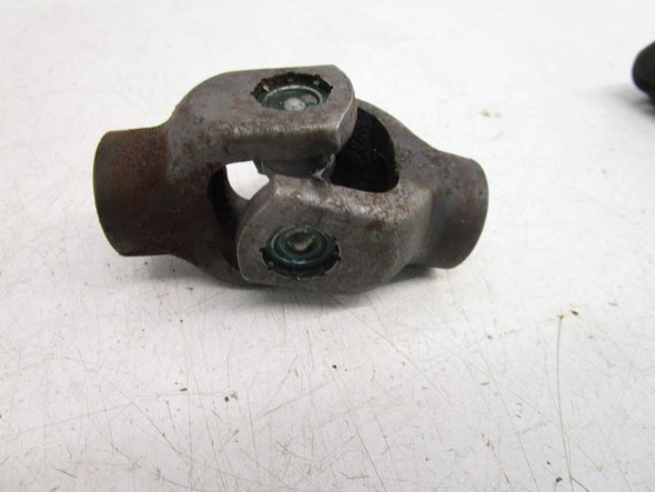84 Honda VT 700 Shadow Drive Shaft Yoke 40200-ME9-003 1983-1987
