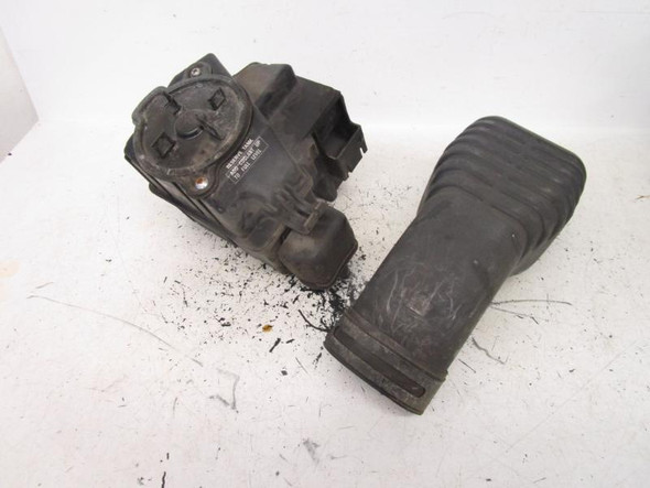 84 Honda VT 700 Shadow Airbox Housing 17210-ME9-010 1983-1984