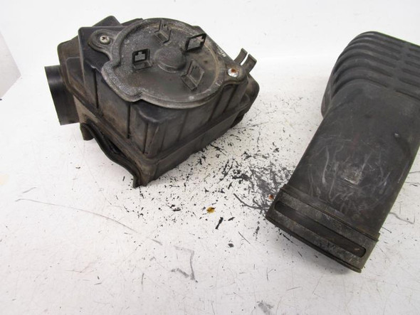 84 Honda VT 700 Shadow Airbox Housing 17210-ME9-010 1983-1984