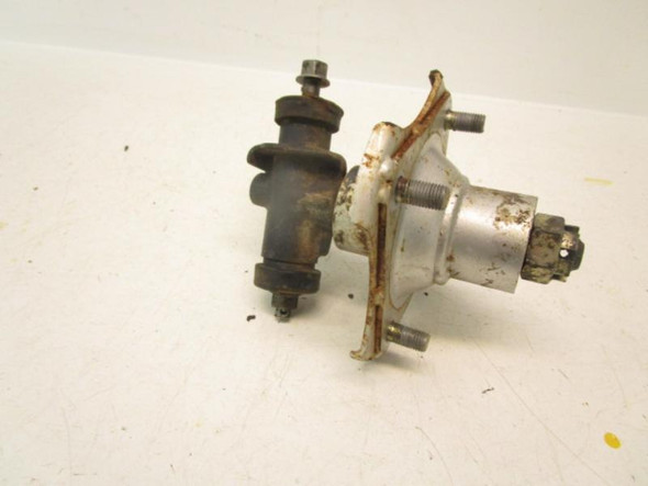 85 Kawasaki Bayou 185 KLF185A Front Left Knuckle Spindle Hub 39186-1051 1985