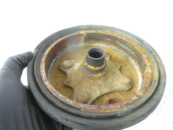 04 Honda TRX 450 FE Foreman Front Wheel Hub 45700-HN5-670 2002-2004