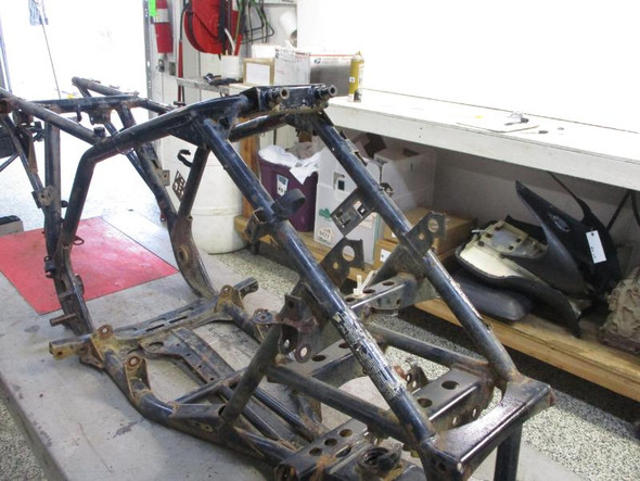 05 Honda TRX 250 TM Recon Frame *BOS* 50100-HM8-B00 2005