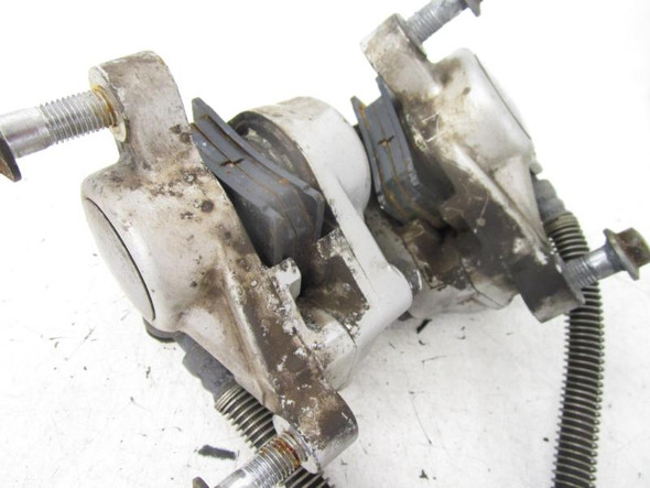 87 Yamaha XV 700 Virago Front Brake Caliper Master 42H-2580U-00-00 1986-1999
