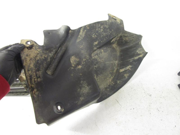 05 John Deere Buck 500 EXT Inner Fender C705000134 2004-2006