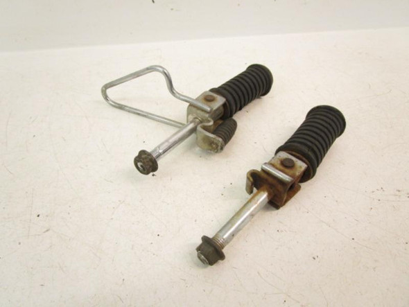 86 Kawasaki KL 250 KL250 Left Right Rear Foot Pegs Rests 34003-1223 1985-1986