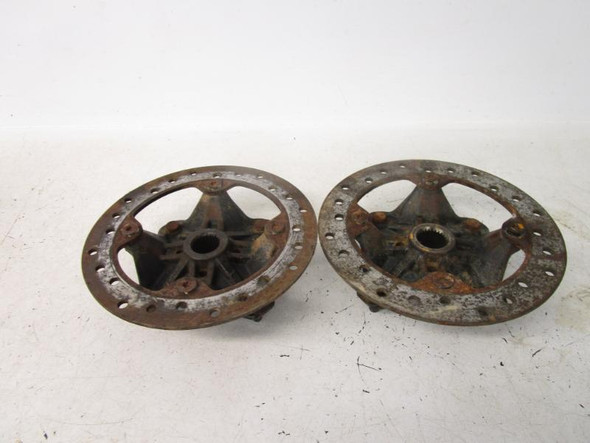 21 Can Am Outlander 570 EFI Front Wheel Hubs 705503257 2021-2023