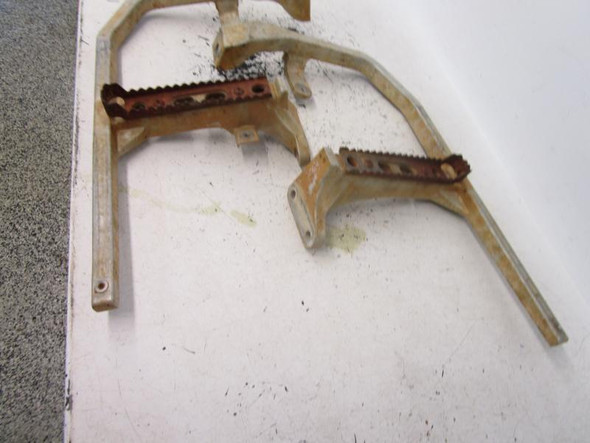07 Suzuki LTA 700X King Quad Heel Peg Mounts 43510-31G00 2005-2007