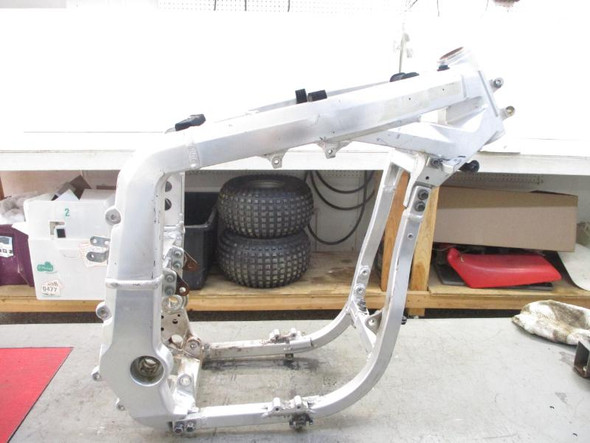 95 Suzuki GSXR 750 Frame *C T * 41101-17881 1994-1995