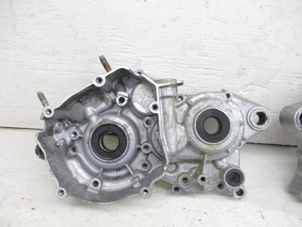 04 Yamaha YFS 200 Blaster Left Right Crankcase Cases 2XJ-15111-01-00 1988-2004