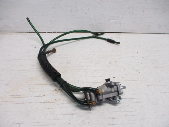 04 Polaris Indy 800 XC Snowmobile Oil Pump 2540102 2004