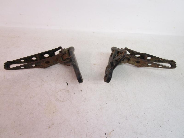 87 Honda TRX 250X Fourtrax Left Right Foot Pegs 50610-HC0-000 1987-1988
