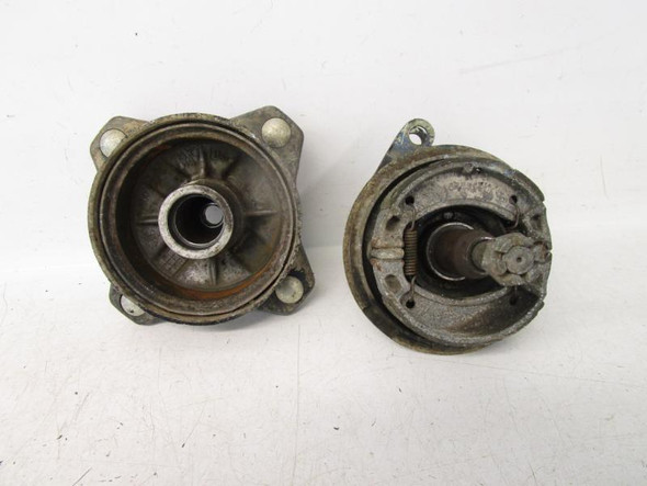 99 Yamaha YFS 200 Blaster Front Left Brake Wheel Hub 2XJ-25111-00-00 1990-2002