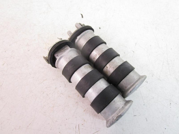 07 Honda VT600CD Shadow VLX Deluxe Rear Foot Peg Rests 50715-MBA-020 2002-2007