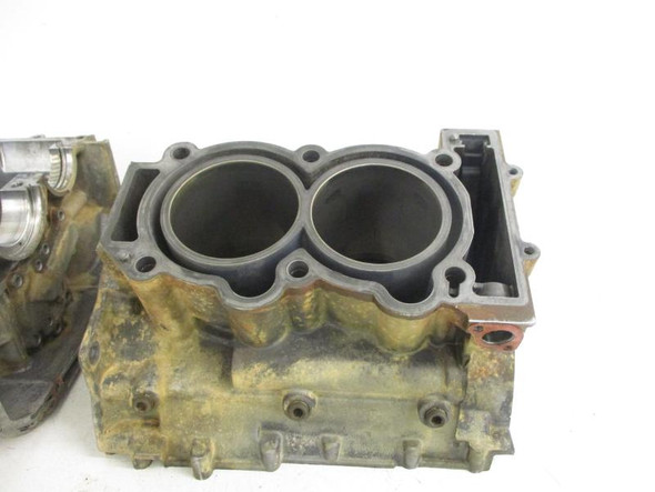 09 Polaris Sportsman 850 XP Cases Upper Lower Crankcase 2204084 2009