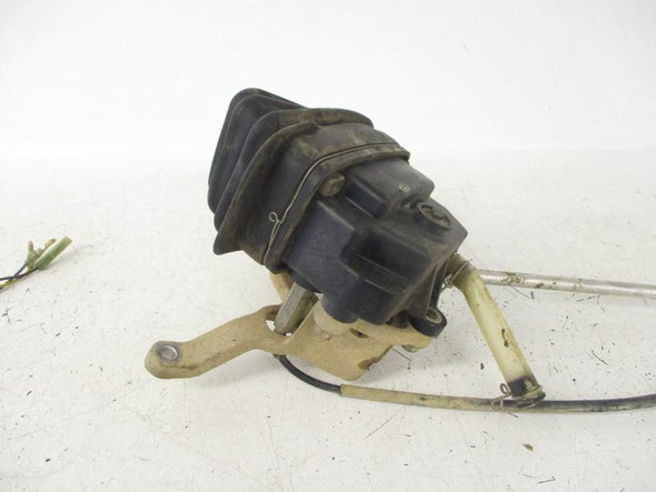 02 Yamaha Grizzly 660 #2 Shifter 5KM-18300-04-00 2002-2008