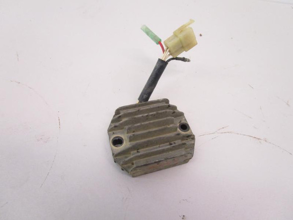 98 Yamaha YFM 350 Big Bear 4x4 Voltage Regulator 4KB-81960-02-00 1998-1999