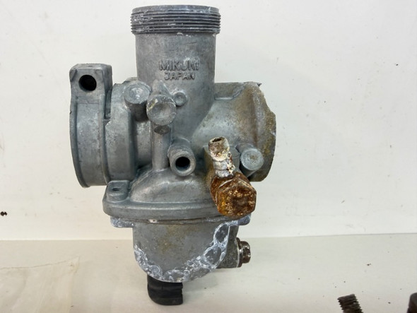 1971-1973 Kawasaki F6 Enduro 125 OEM Mikuni Carburetor Broken Boot 16001-212