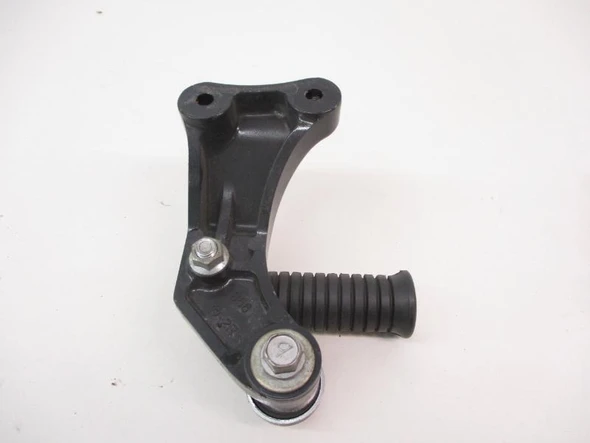 06 Kawasaki Vulcan Mean Streak 1600 Right Rear Foot Peg Mount 2002-2007