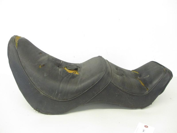 86 Suzuki GS 550L Seat 45100-43531-59N 1985-1986