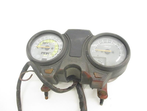86 Suzuki GS 550L Gauges Speedometer Meter Speedo 34120-15530 1985-1986