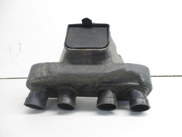 1976-1977 Kawasaki KZ 900 A B Airbox 11011-054