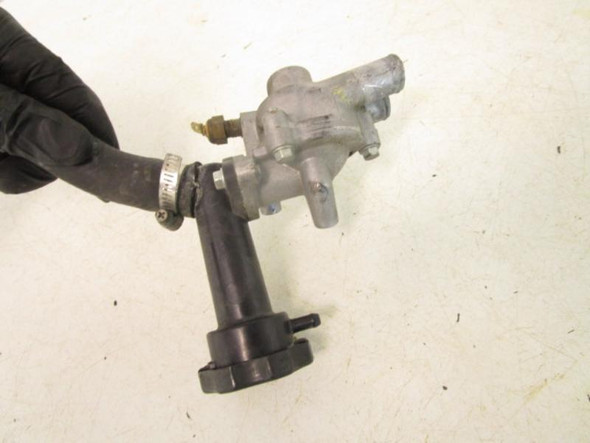 09 Kawasaki EN 500 Vulcan Thermostat Housing 16160-1138 1990-2009