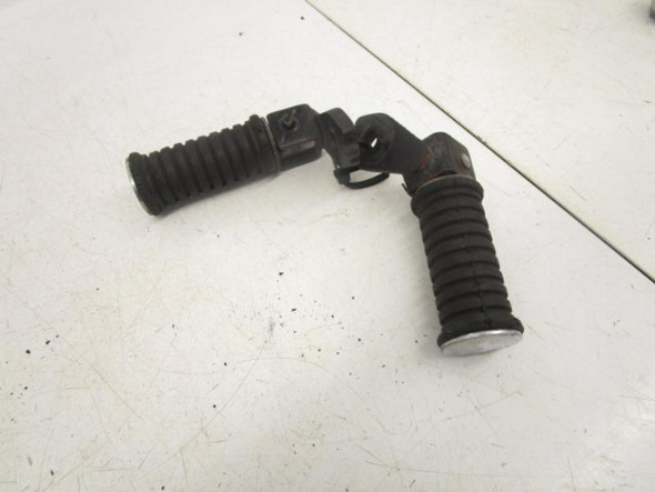 09 Kawasaki EN 500 Vulcan Rear Passenger Peg Left Right 2008-2009