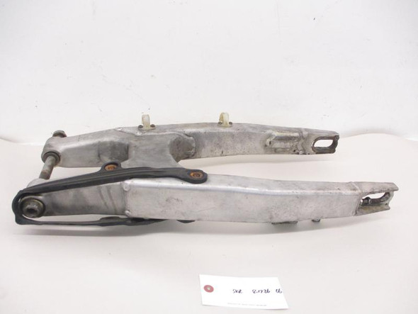 06 Kawasaki KX 450F KXF 450 Swingarm 33001-0085 2006