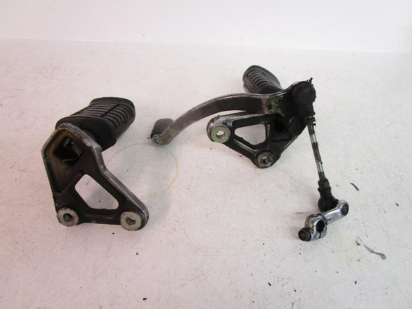 82 Honda VF 750 C Magna V45 Left Right Driver Foot Pegs