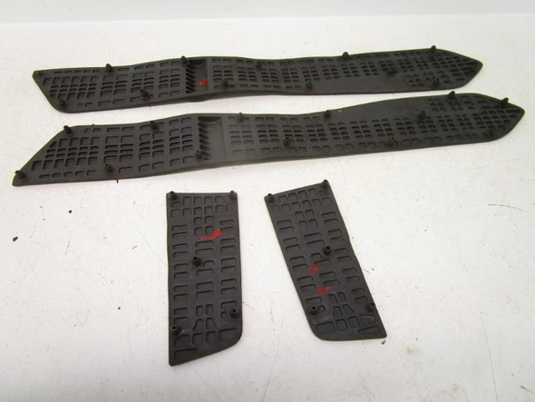 03 Suzuki AN 650 Burgman Front Rear Floor Board Mats 48221-10G00-Y0J 2003-2012