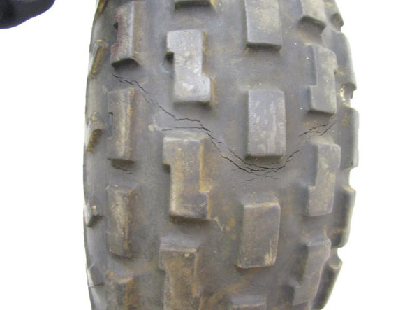 86 Kawasaki KXT 250 Tecate 3 OEM Front Wheel Dunlop KT Tire 11x7 41025-1140 1986