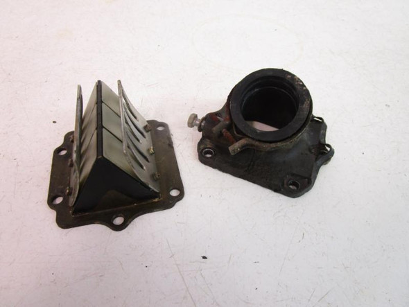 98 Polaris Scrambler 400 OEM Reed Cage Intake Manifold 3084147 1996-2003