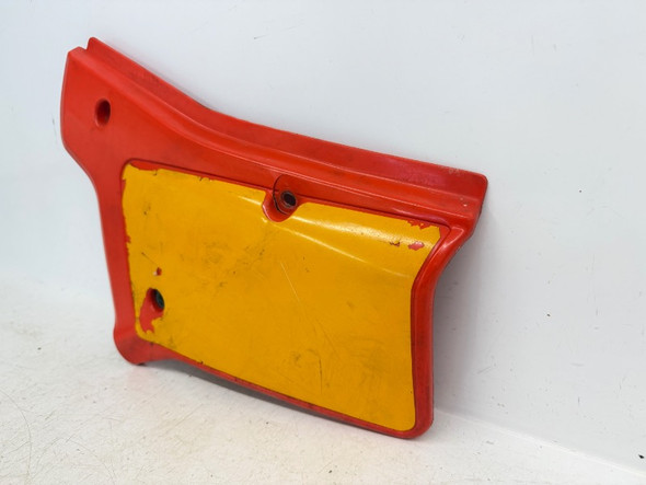 1984-1985 Honda XR 200 R 4 Valve OEM Left Side Panel Number Plate 835A0-KK0-770ZA