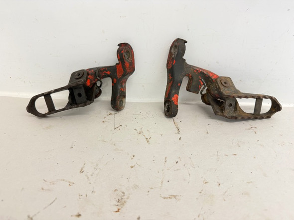 1985 Honda XR 200 R 4 Valve OEM Left Right Pegs 50610-KK0-770ZA 1984-1985