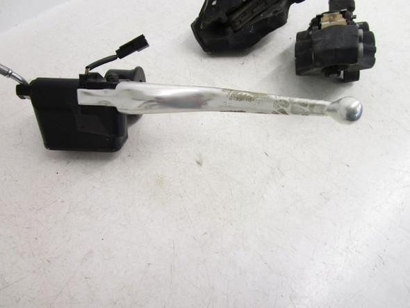 02 Victory Deluxe Touring V92 TC Cruiser Front Calipers Master 2010192 2002
