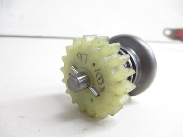 97 Kawasaki KDX 200 Power Valve Governer Shaft Gear 1997