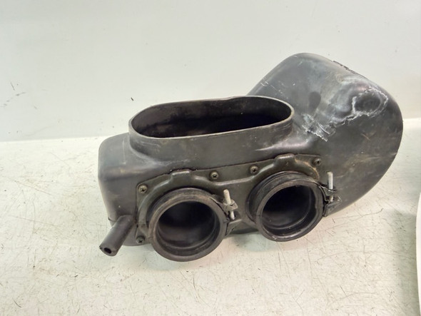 2001 Yamaha V Star XVS 650 Classic Air Filter Housing OEM 4VR-14431-00-00